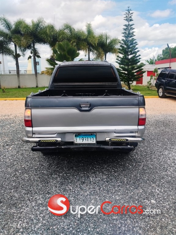 2005 Mitsubishi Motors L 200 — foto 5 / 8