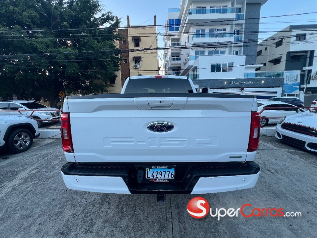 2021 Ford F 150 XLT ECOBOOST — foto 6 / 12