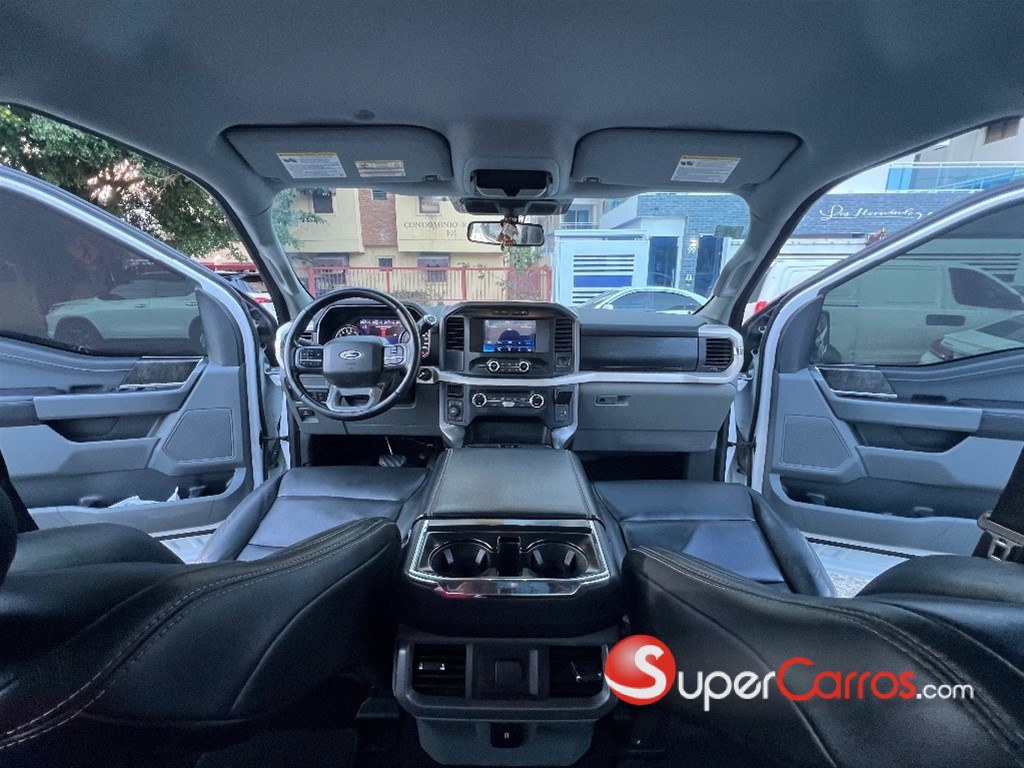 2021 Ford F 150 XLT ECOBOOST — foto 9 / 12