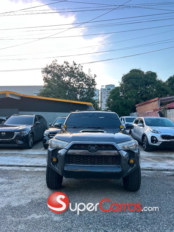 2018 Toyota 4 Runner TRD Off-Road Premium — foto 7 / 7