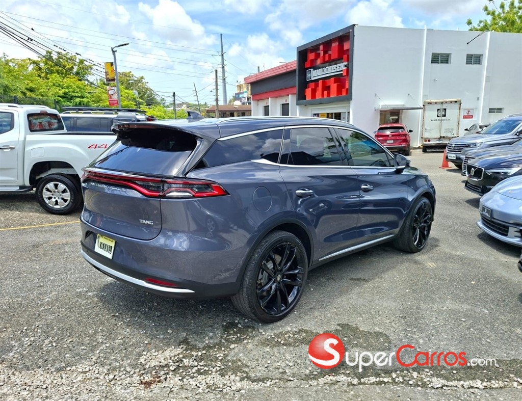 2022 BYD Tang — foto 5 / 10