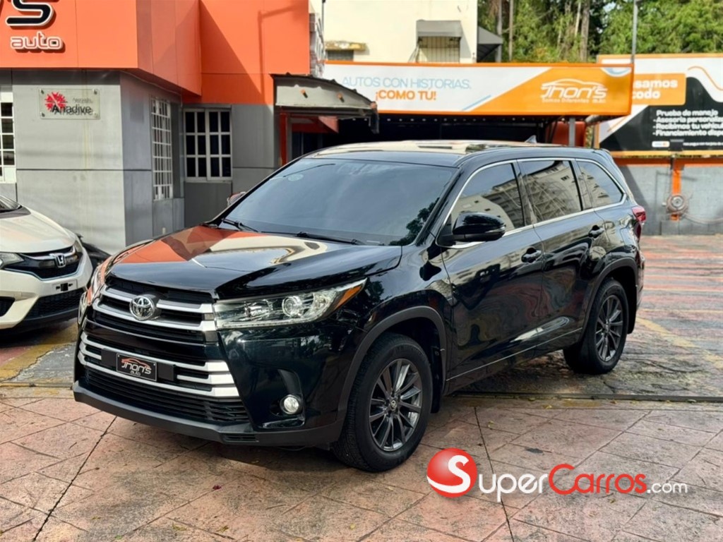 2018 Toyota Highlander LE