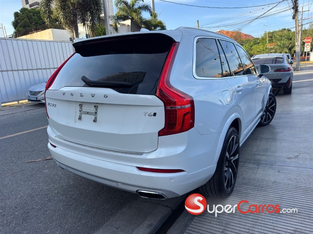 2020 Volvo XC90 T6 First Edition — foto 4 / 12