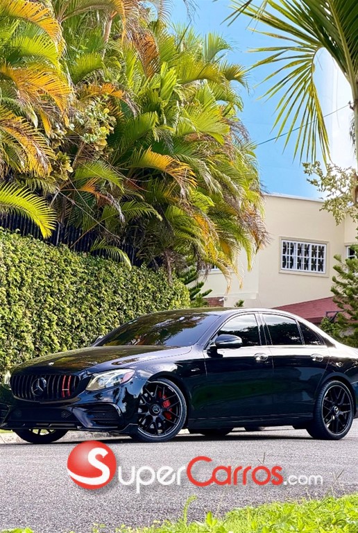 2017 Mercedes-Benz Clase E 300
