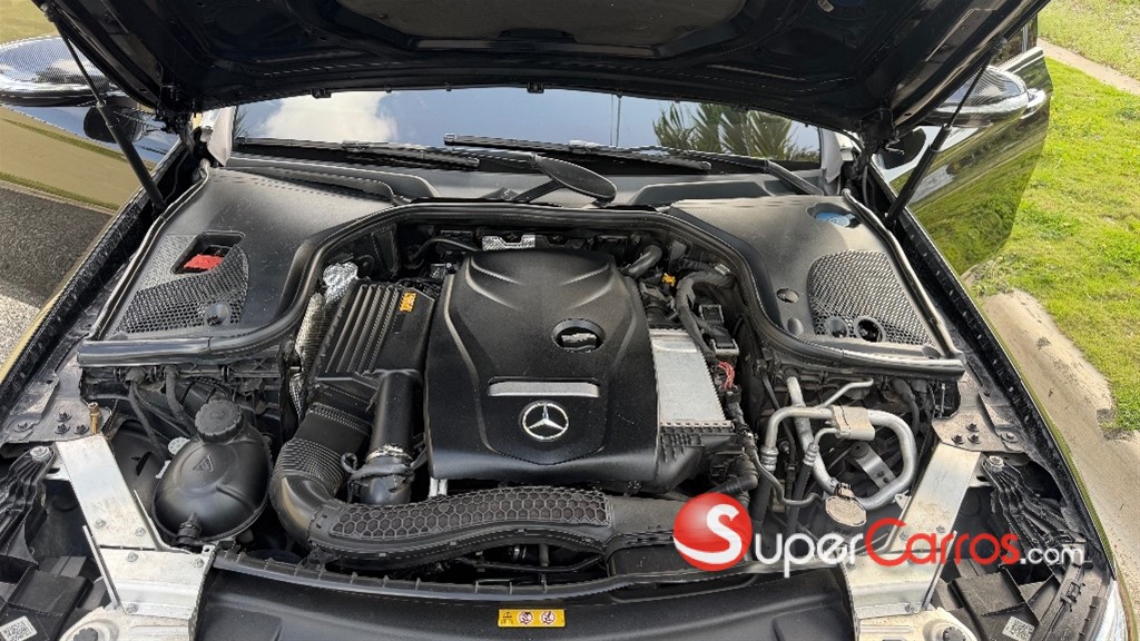 2017 Mercedes-Benz Clase E 300 — foto 9 / 11