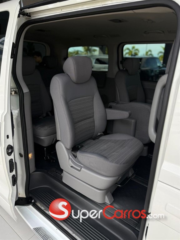 2021 Hyundai Grand Starex — foto 3 / 11