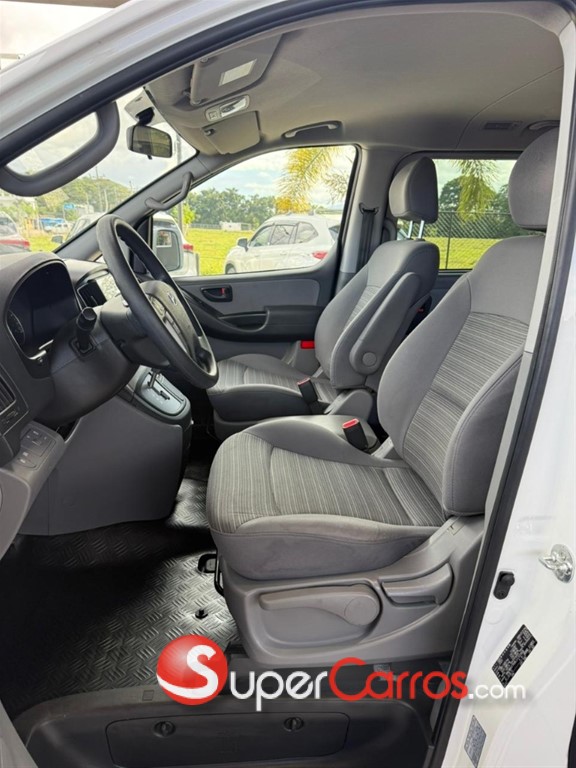 2021 Hyundai Grand Starex — foto 5 / 11