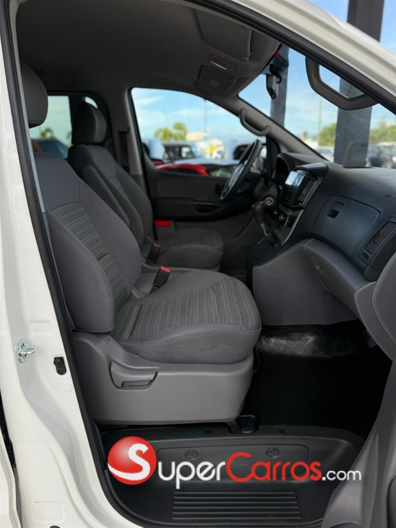 2021 Hyundai Grand Starex — foto 9 / 11