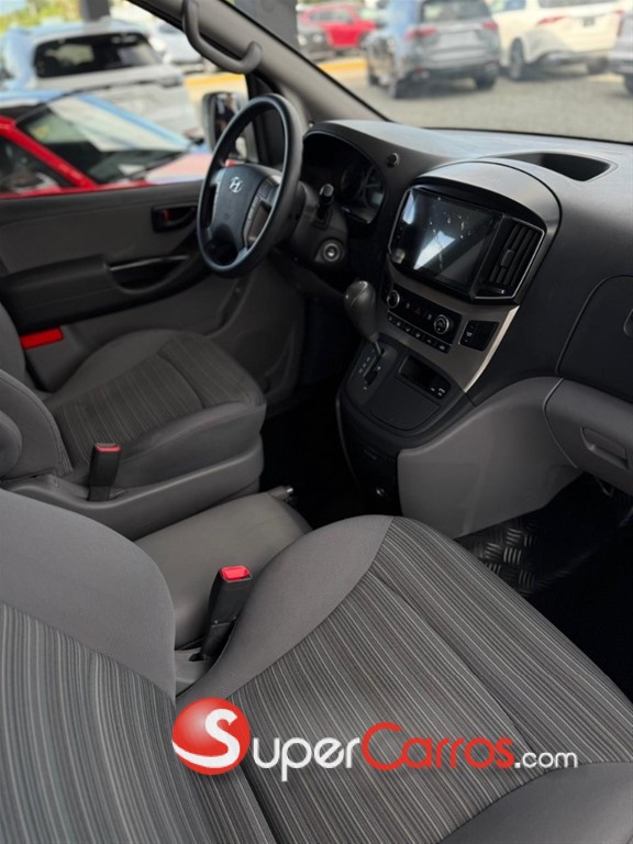 2021 Hyundai Grand Starex — foto 10 / 11