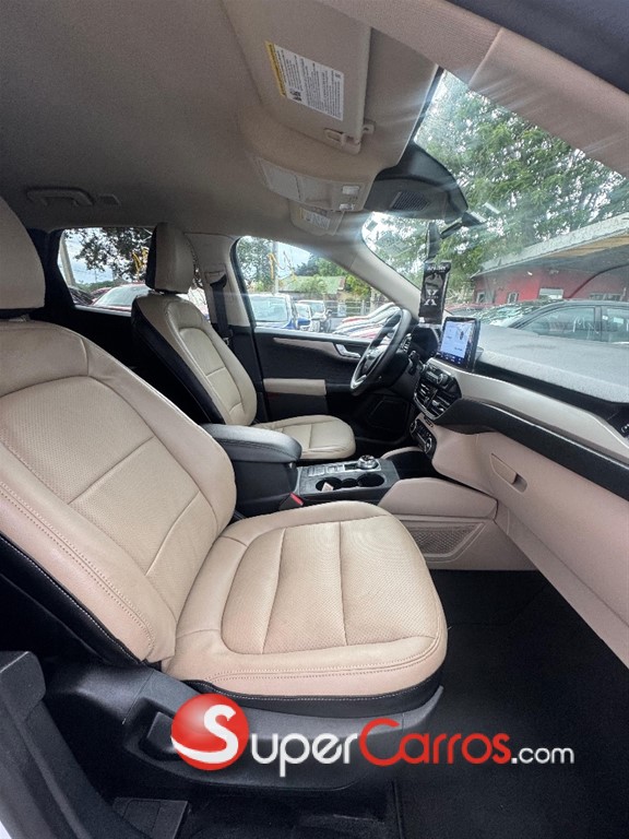 2020 Ford Escape SE — foto 8 / 11