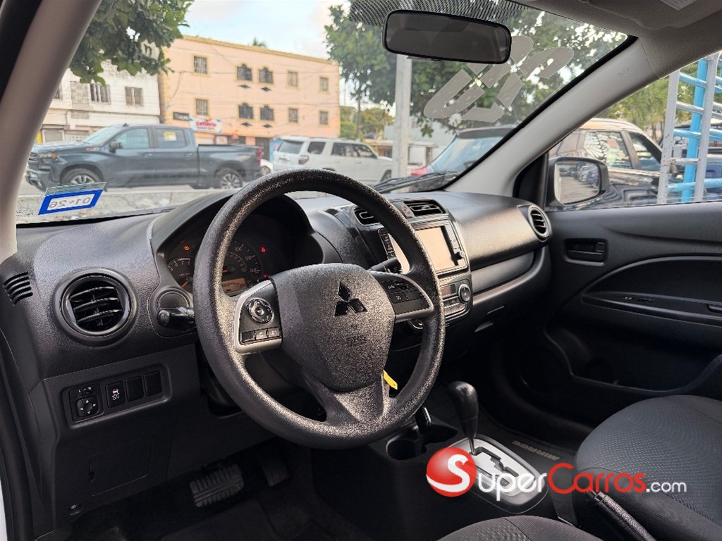 2020 Mitsubishi Motors Mirage G4 — foto 4 / 9