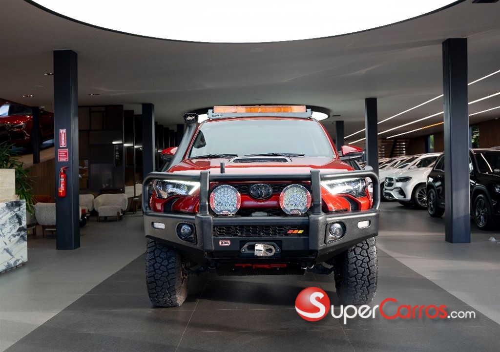 2014 Toyota 4 Runner SR5 — foto 6 / 11