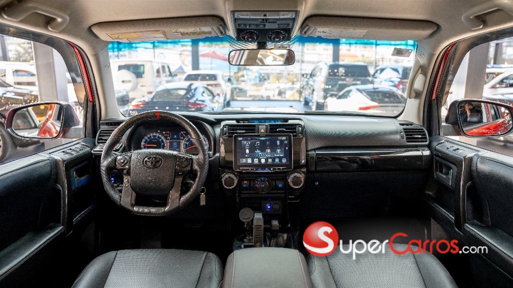 2014 Toyota 4 Runner SR5 — foto 10 / 11