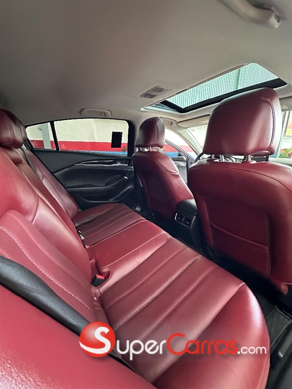 2021 Mazda 6 Carbon Edition — foto 6 / 12