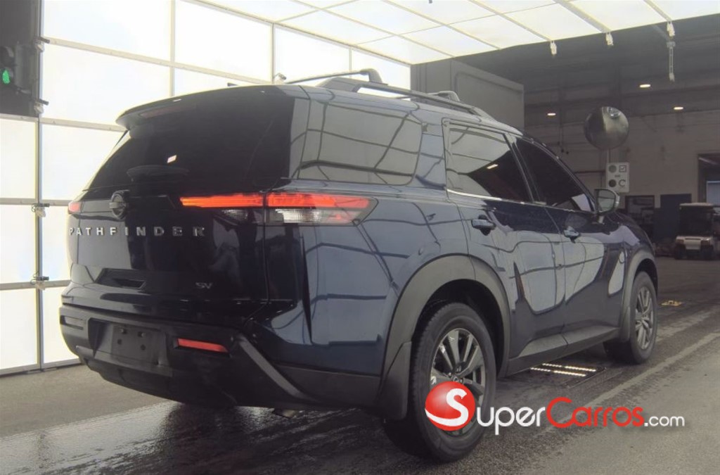 2022 Nissan Pathfinder SV — foto 8 / 8
