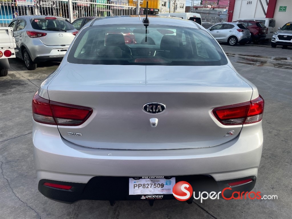 2020 Kia Rio LX — foto 4 / 11