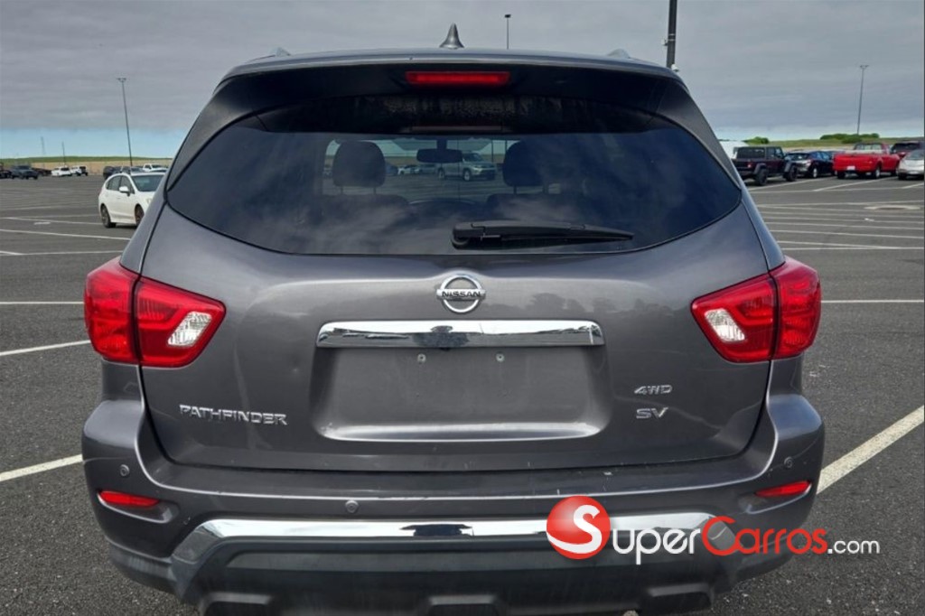 2020 Nissan Pathfinder SV — foto 6 / 7