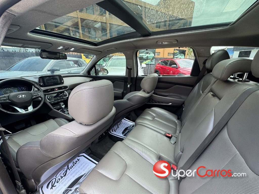 2020 Hyundai Santa Fe Limited — foto 7 / 10