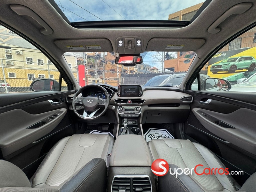 2020 Hyundai Santa Fe Limited — foto 8 / 10