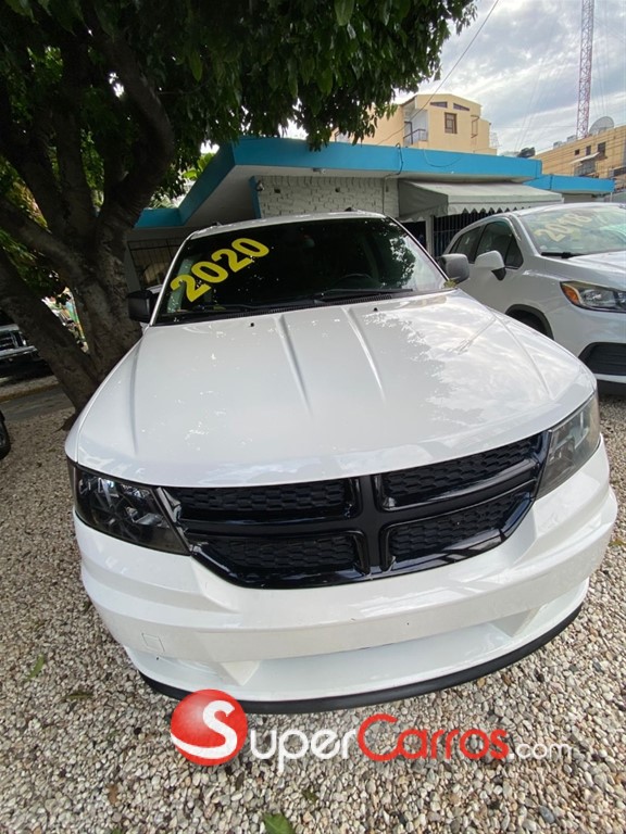 2020 Dodge Journey SE — foto 2 / 9