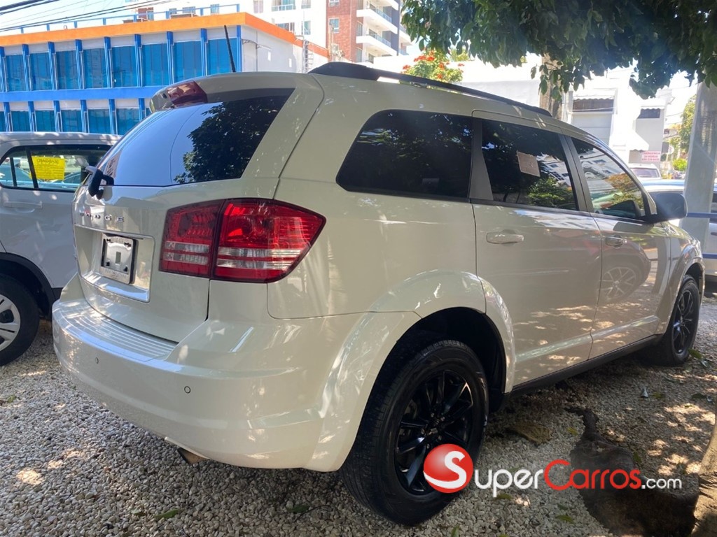 2020 Dodge Journey SE — foto 4 / 9
