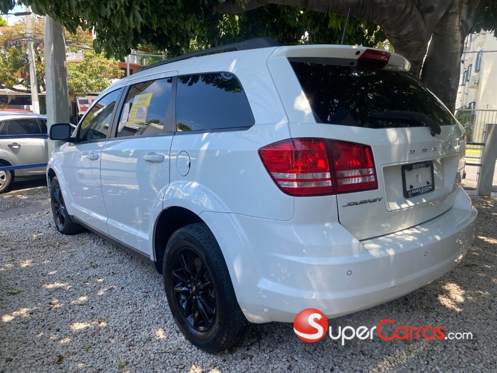 2020 Dodge Journey SE — foto 5 / 9