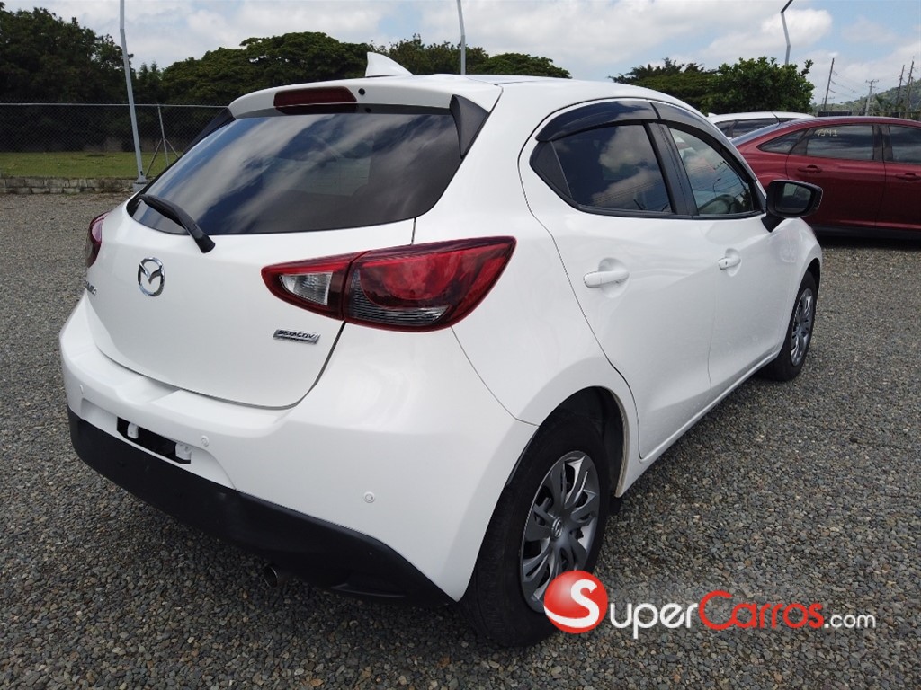 2020 Mazda Demio — foto 4 / 9