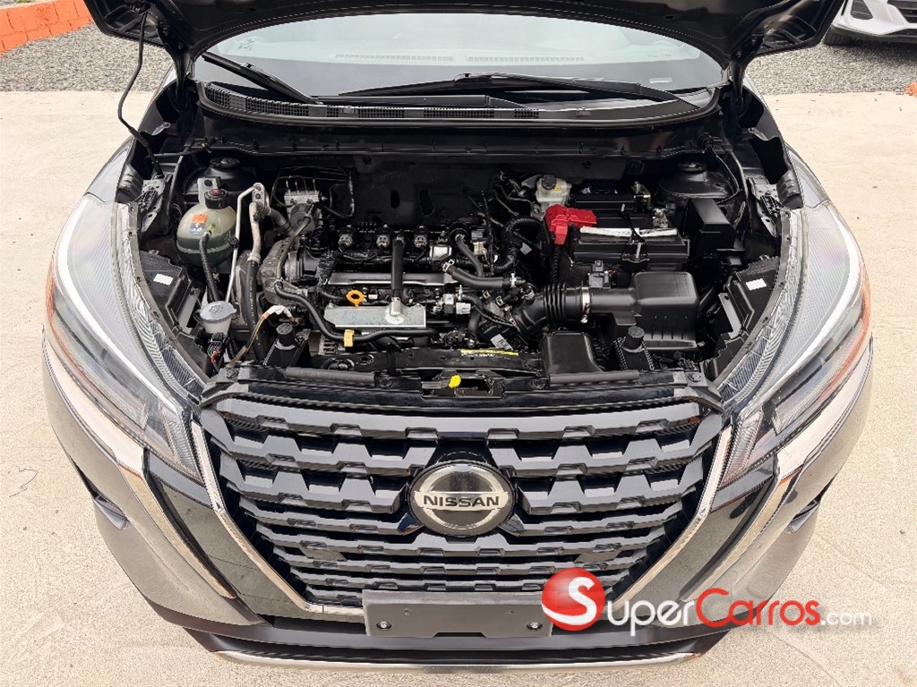 2021 Nissan Kicks SR — foto 10 / 10