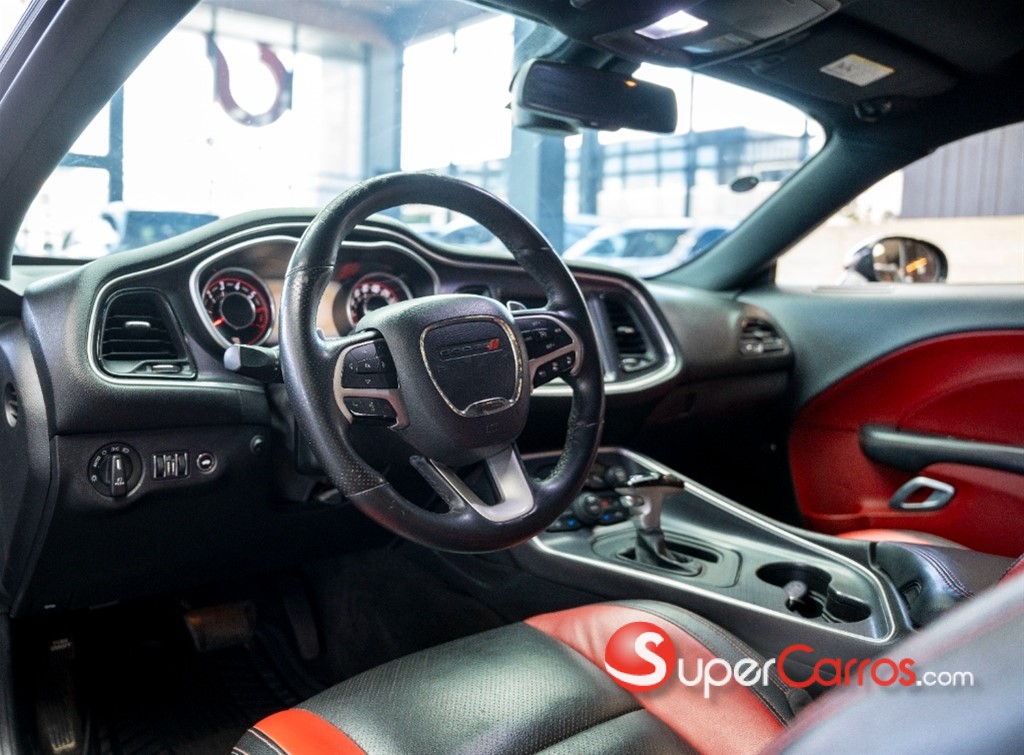2015 Dodge Challenger Scat Pack — foto 10 / 11
