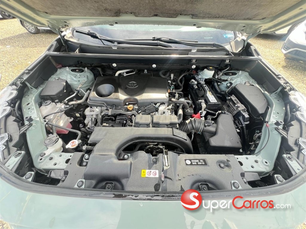 2021 Toyota RAV4 XLE PLUS — foto 6 / 11