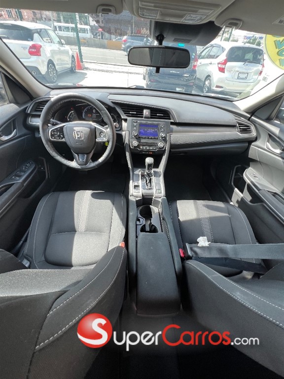 2020 Honda Civic LX — foto 9 / 12