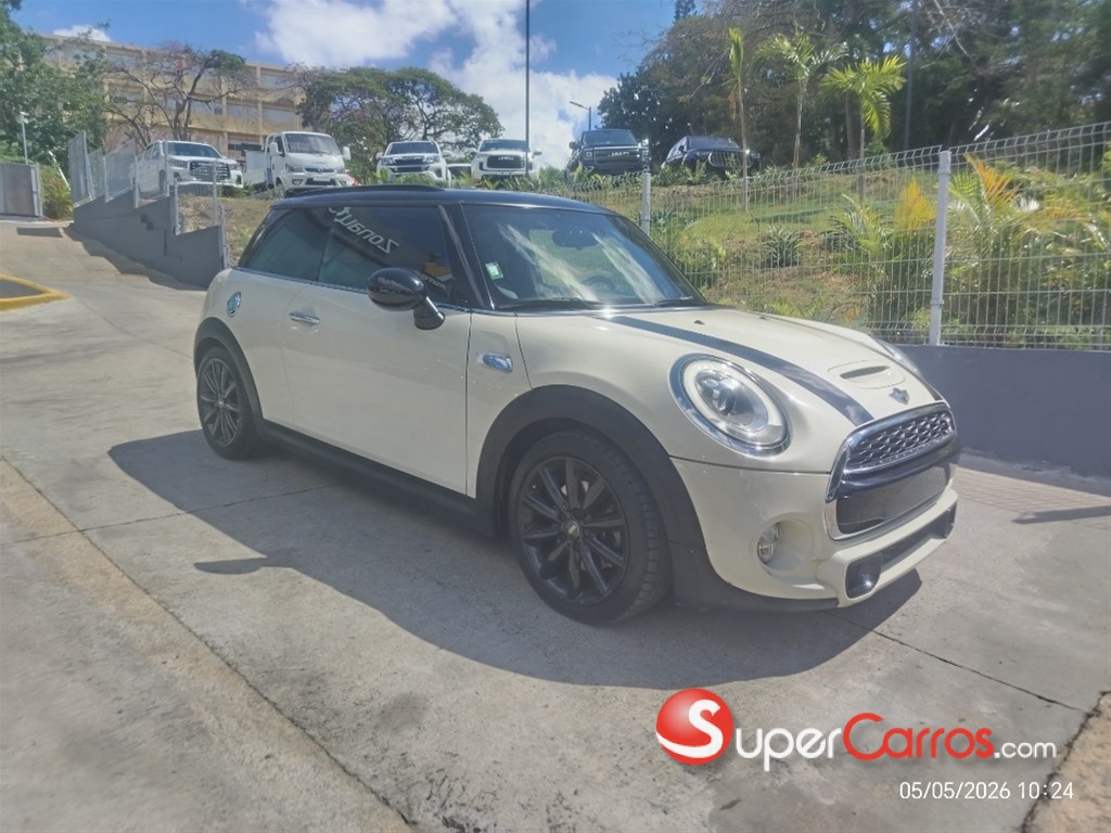 2017 Mini Cooper S Hardtop — foto 8 / 12