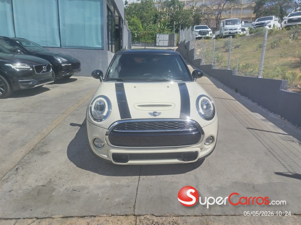 2017 Mini Cooper S Hardtop — foto 9 / 12