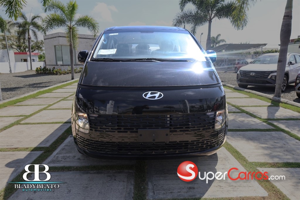 2025 Hyundai Staria — foto 4 / 12