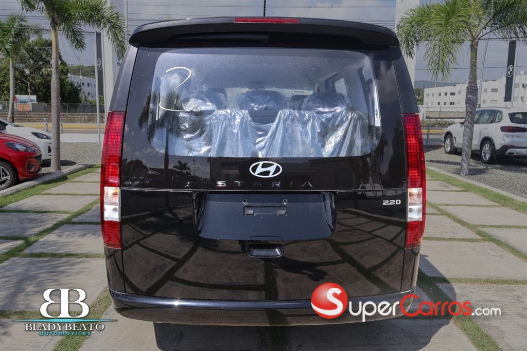 2025 Hyundai Staria — foto 11 / 12