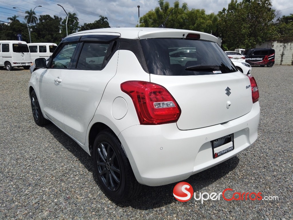 2021 Suzuki Swift — foto 4 / 9