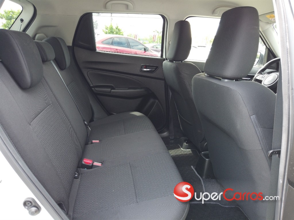 2021 Suzuki Swift — foto 7 / 9