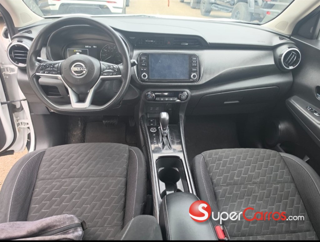 2022 Nissan Kicks SV — foto 9 / 10