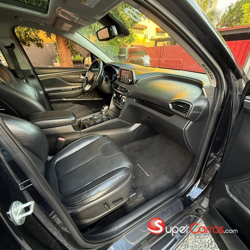 2020 Hyundai Santa Fe SEL — foto 9 / 12