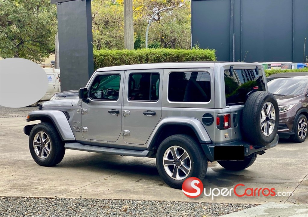 2020 Jeep Wrangler Sahara Unlimited — foto 10 / 12