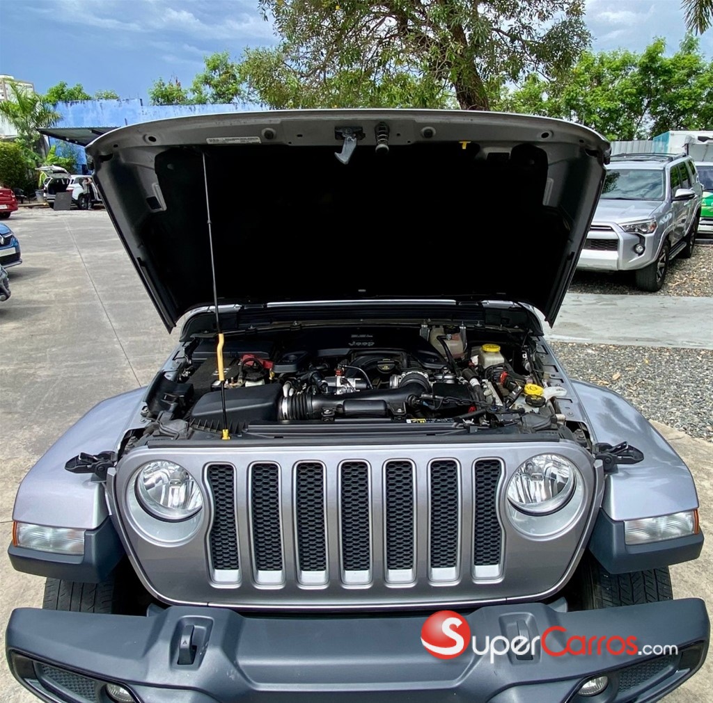 2020 Jeep Wrangler Sahara Unlimited — foto 11 / 12