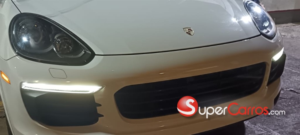 2018 Porsche Cayenne Coupe Platinum — foto 2 / 10