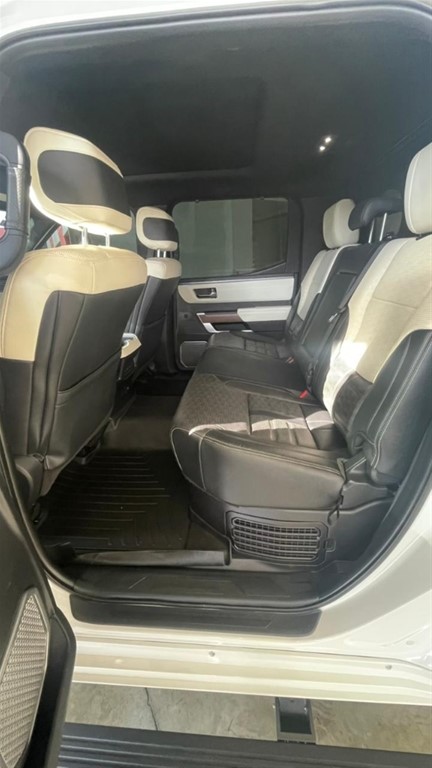 2023 Toyota Tundra Capstone — foto 8 / 10