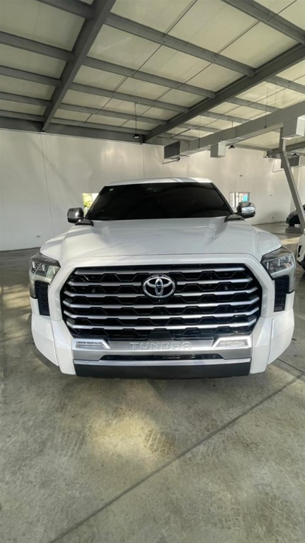 2023 Toyota Tundra Capstone — foto 9 / 10