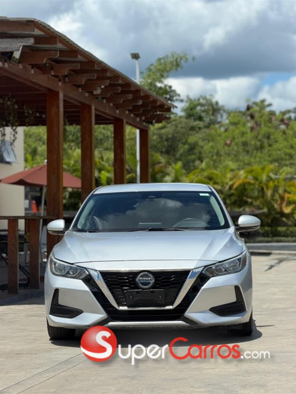 2020 Nissan Sentra SV — foto 2 / 12