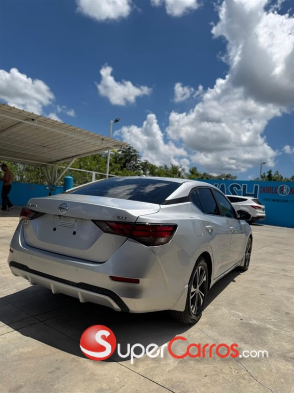 2020 Nissan Sentra SV — foto 3 / 12