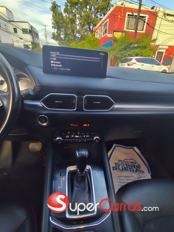 2021 Mazda CX-5 Touring — foto 8 / 12