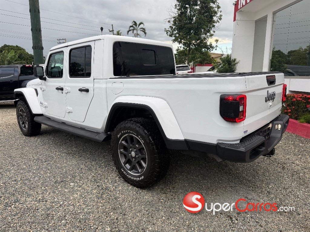 2020 Jeep Gladiator Overland — foto 3 / 9