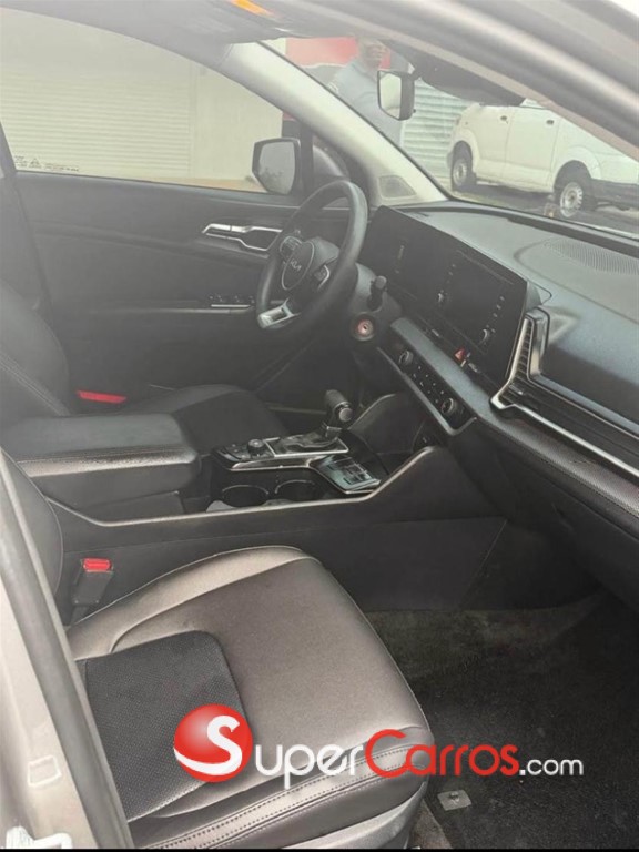 2023 Kia Sportage LX — foto 7 / 10