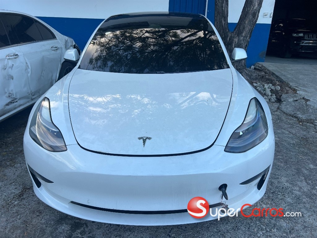 2021 Tesla Model 3 Standard Range Plus — foto 3 / 10